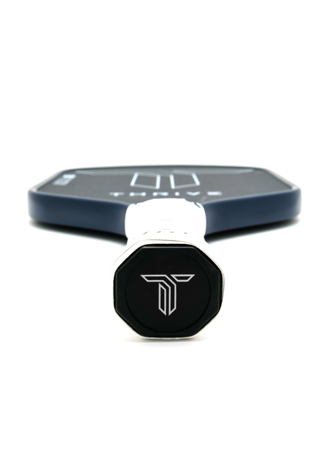 AZUL 16mm (POWER SERIES) Includes lead weights, key chain, and weight card. Recommended swing weight (116-117).